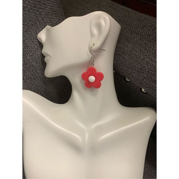 Daisy Dangle Flower Earrings - Picture 1 of 2